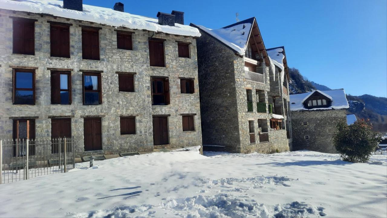 Casa Ega Apartment El Pueyo de Jaca Bagian luar foto